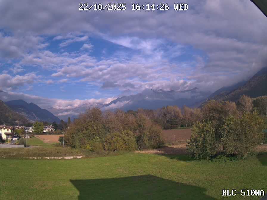 immagine della webcam nei dintorni di Saviore dell'Adamello: webcam Piancogno
